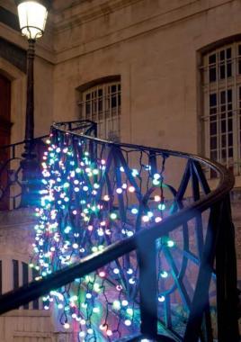 BL FL224C LED FÉNYFÜGGÖNY 230V 1,5x2M 15W RGB IP66 FEKETE VEZETÉK, SOROLHATÓ, BETÁPPAL